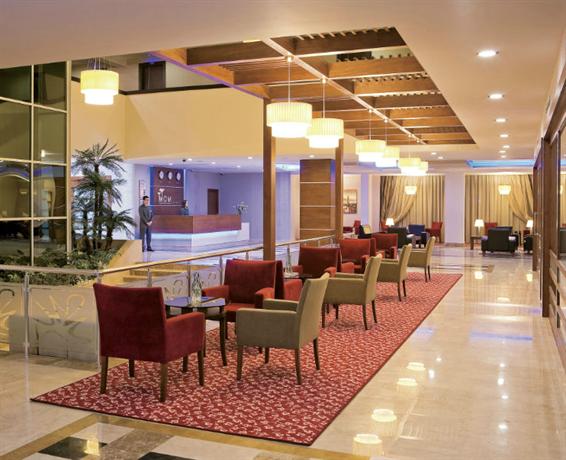 Mom Hotel