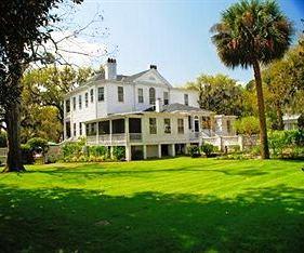 The Rhett House Inn