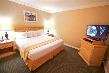 Quality Inn Downtown Victoria