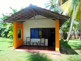 Chill Inn Hikkaduwa
