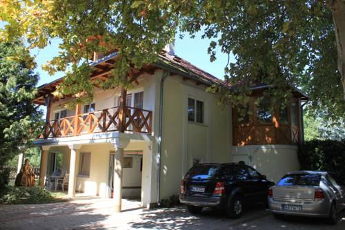 Szanto Villa