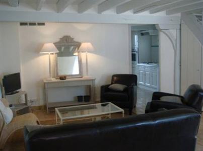 Duplex Porte Chartraine
