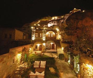 Traveller's Cave Hotel