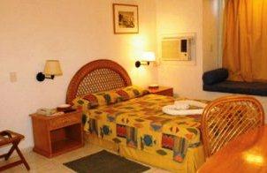 Hotel Rancho Luna
