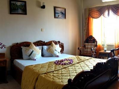 Royal Hotel Battambang