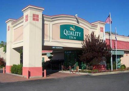 Quality Inn Suffolk