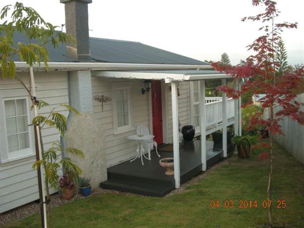 Homestay In Waiheke Island Auckland