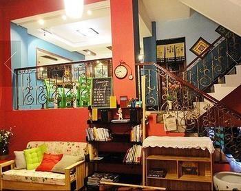 Kunming Candy Music Inn