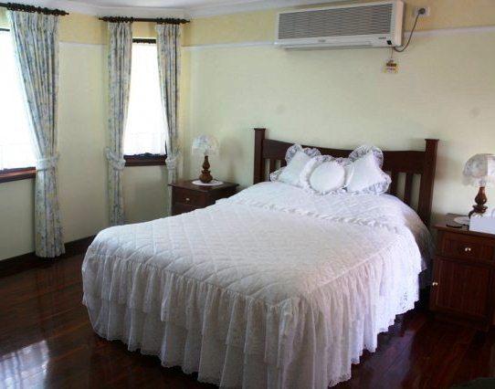 The Hideaway Luxury Bed & Breakfast