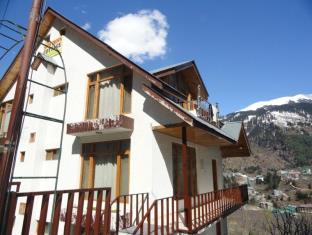 Snow Crown Cottage