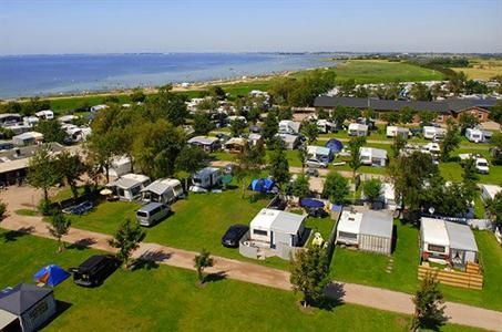 Camping Strukkamphuk