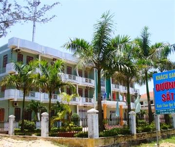 Duong Sat Quang Binh Hotel