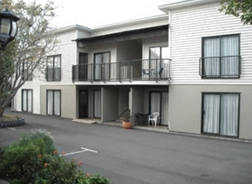 Walmsley Lodge Motel