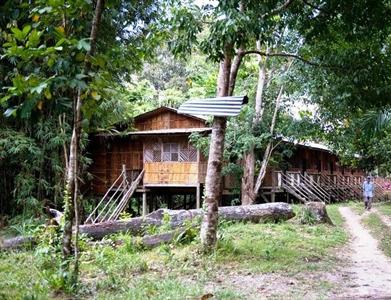 Gua Longhouse Chalet
