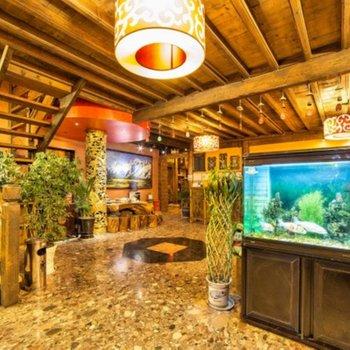 Lijiang Lishui Yuan Inn