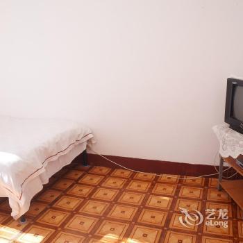 Lhasa drizzle inn