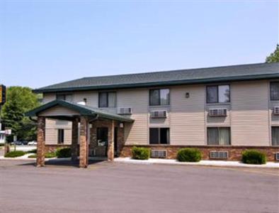 Quality Inn & Suites Marinette