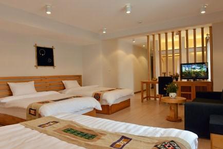 Sunny Mountain Hotel