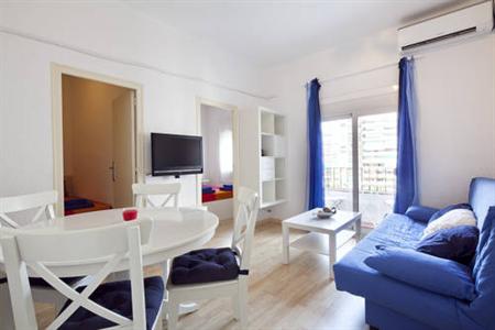 BarcelonaForRent Meridian Deluxe Apartments