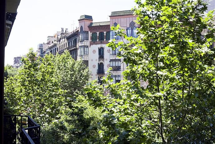 Fuster Apartments