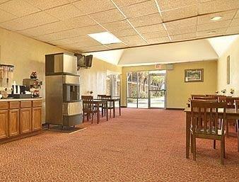 Emerald Palms Hotel and Conference Center