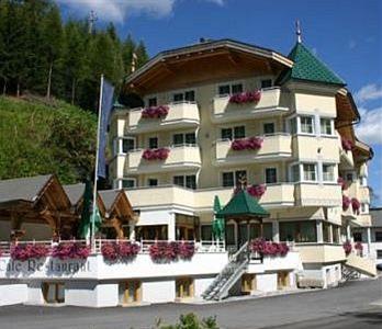 Hotel Hollroah