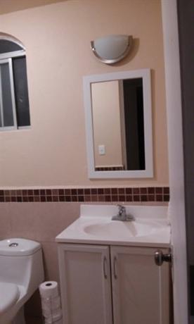 Homestay in Queretaro near 105 Campestre Torre A