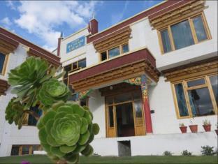 The Grand Ladakh