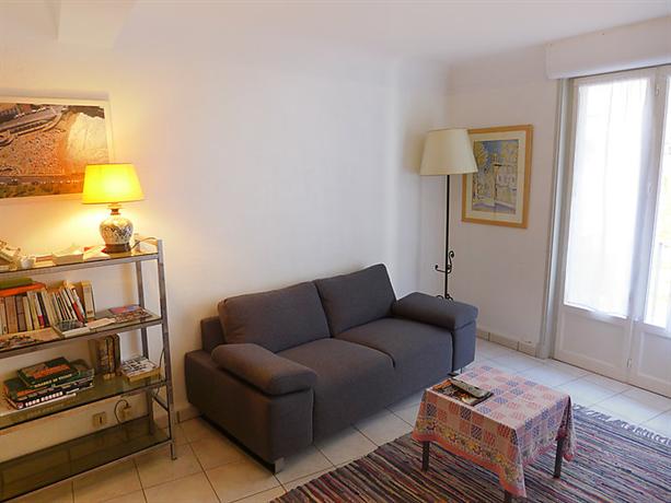Interhome - Charles Floquet