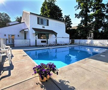 America's Best Inn Lake George