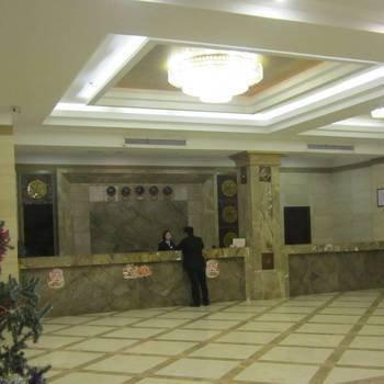 Jinjiang Crowne Holiday Hotel