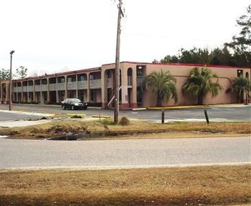 Palms Inn and Suites