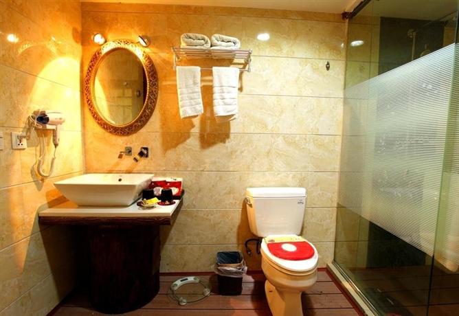 Sunny Riverside Boutique Hotel