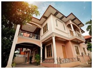 Wai Wai Bed and Breakfast Inn