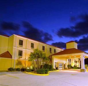 Best Western Plus Hotel & Suites