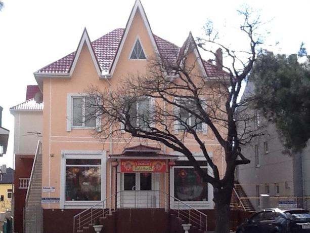 Гостевой дом На Изумрудной