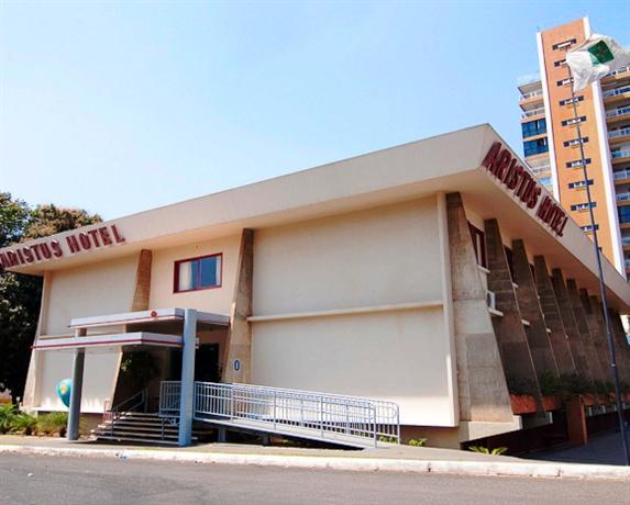 Aristus Hotel