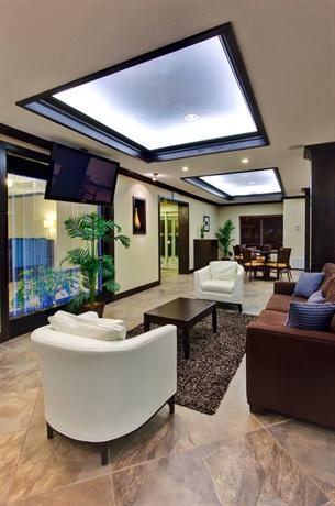 Holiday Inn Express Hotel & Suites Albuquerque Airport