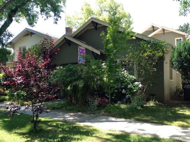 Homestay in Sacramento near 4th Avenue / Wayne Hultgren Station