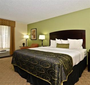Best Western Plus Addison Galleria Hotel