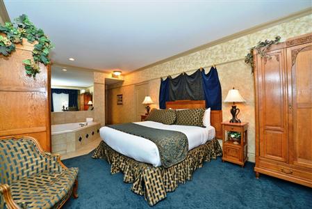 Prestige Harbourfront Resort