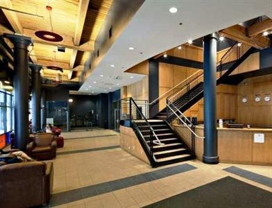 Hostelling International Chicago Summer Hostel