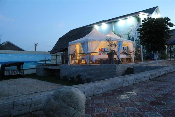 Cottage Complex k Baklanu