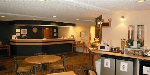 Settle Inn - Marquette