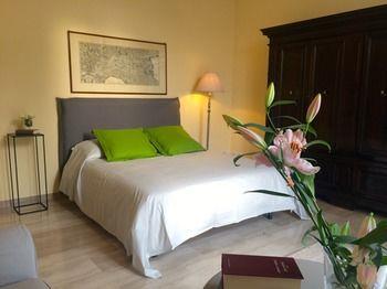 Monaldo Rooms