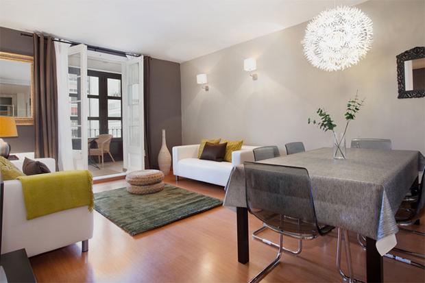 Lluria Apartments