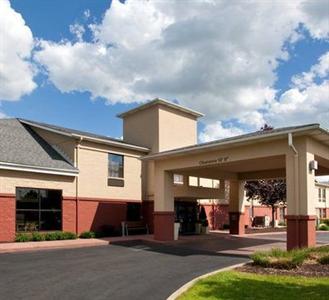 Holiday Inn Express Cleveland Oakwood Village