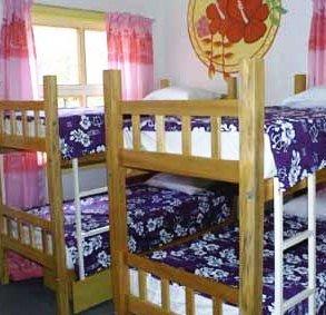 Tsulu Beach Bunkhouse and Apartments