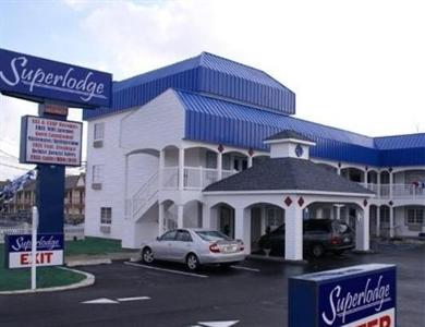 Superlodge