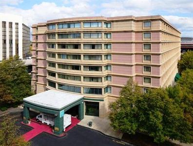 Embassy Suites Chicago O'Hare Rosemont